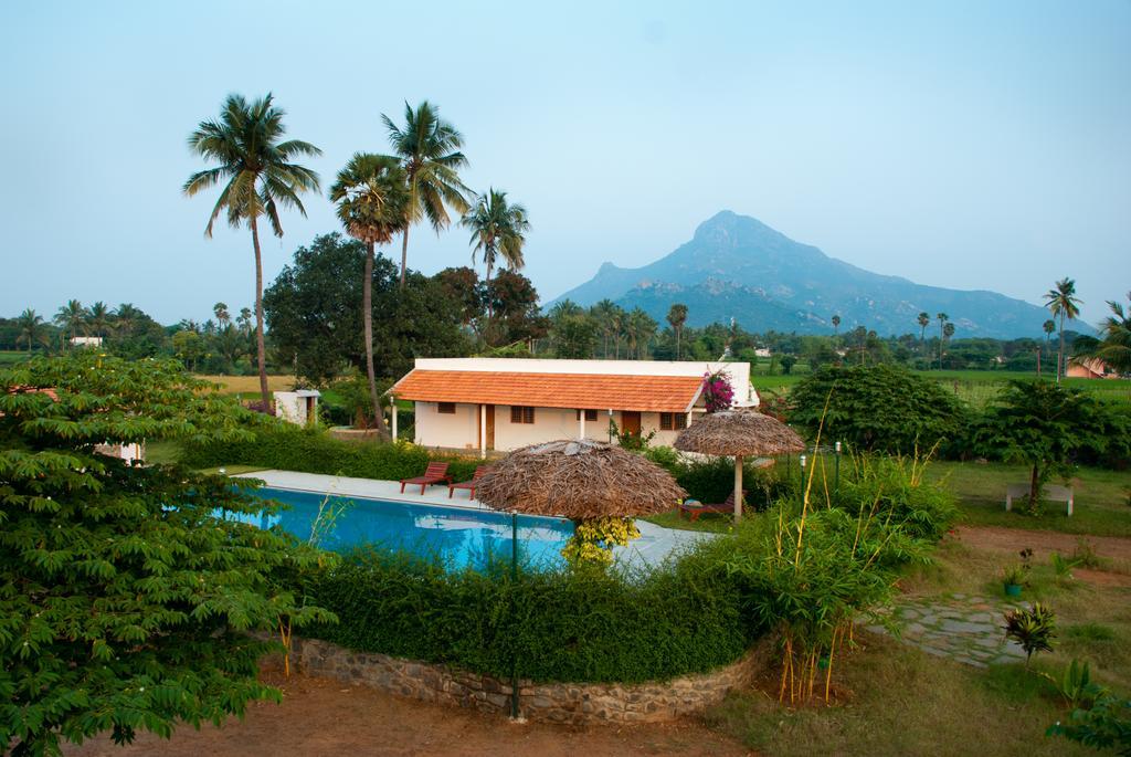 The Mountain Retreat Hotell Tiruvannāmalai Exteriör bild